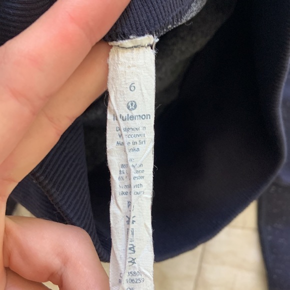 Lululemon Leggings Size 6 - Picture 2 of 5